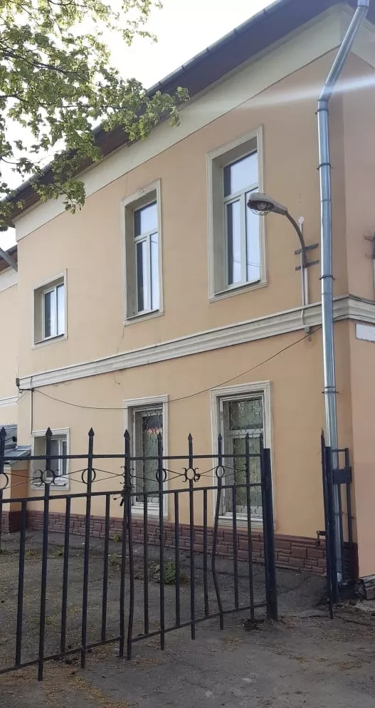 Стабилизация осадки здания в историческом центре областного города