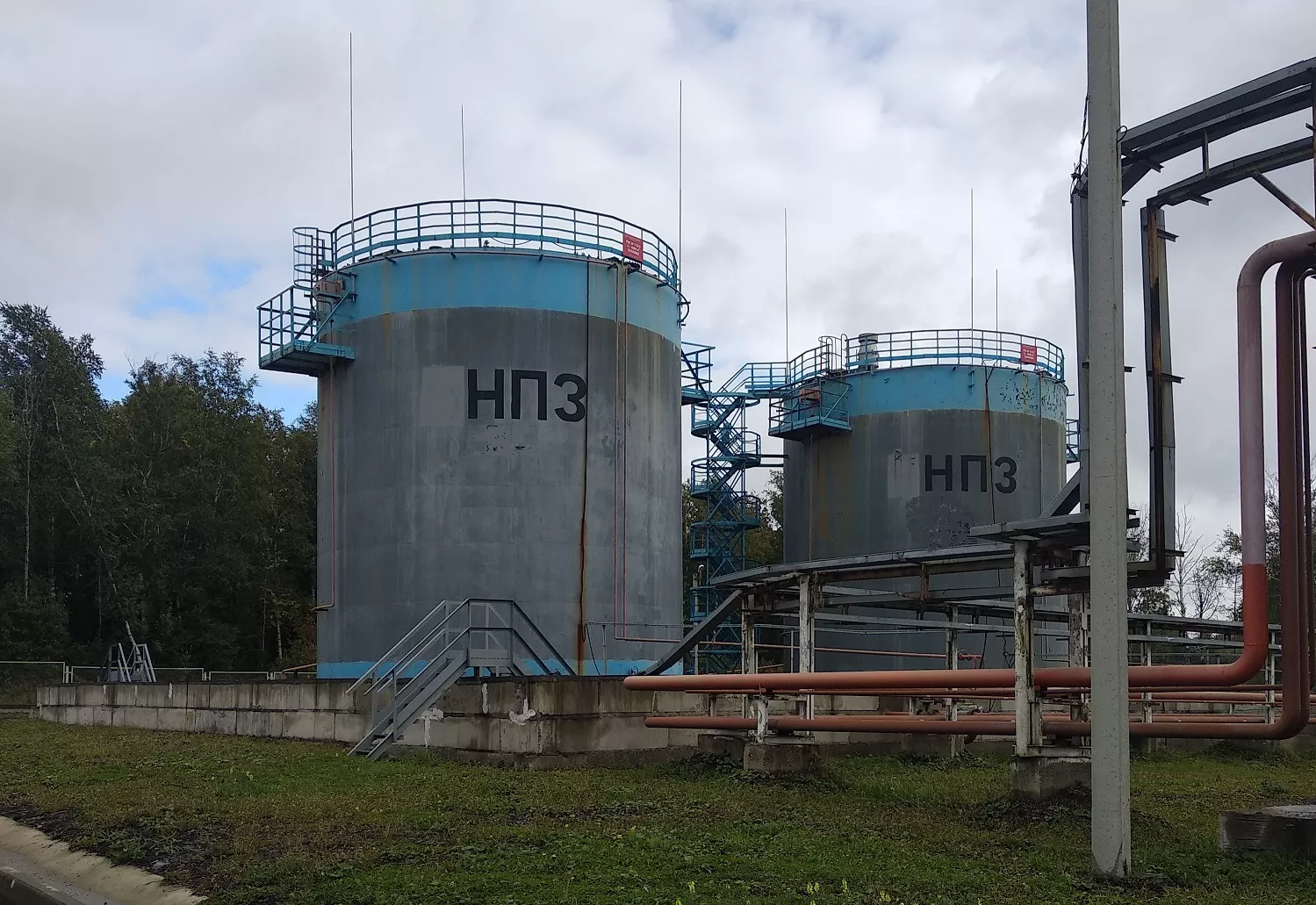 Избавление от ненормативного крена: Решение проблемы осадки резервуара